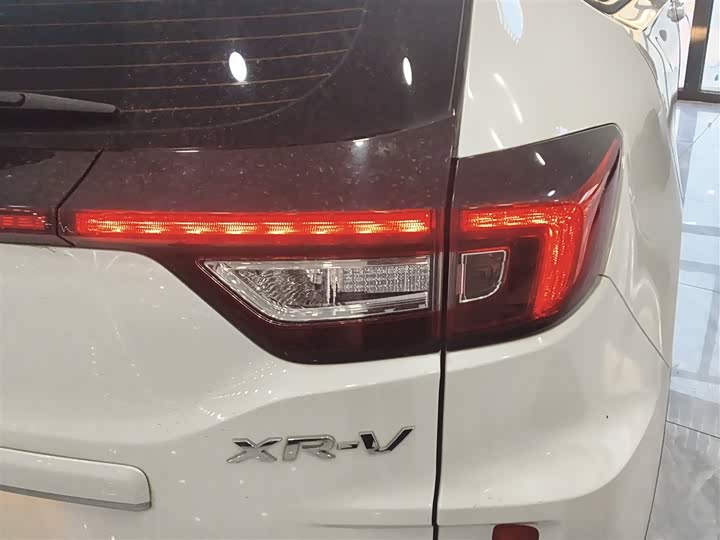 Фото 8 - Honda XR-V