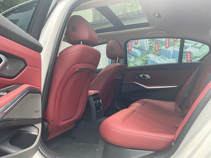 Фото 8 - BMW 3 Series