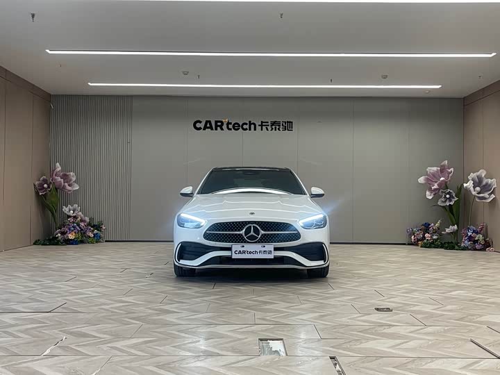 Фото 2 - Mercedes-Benz C-Class