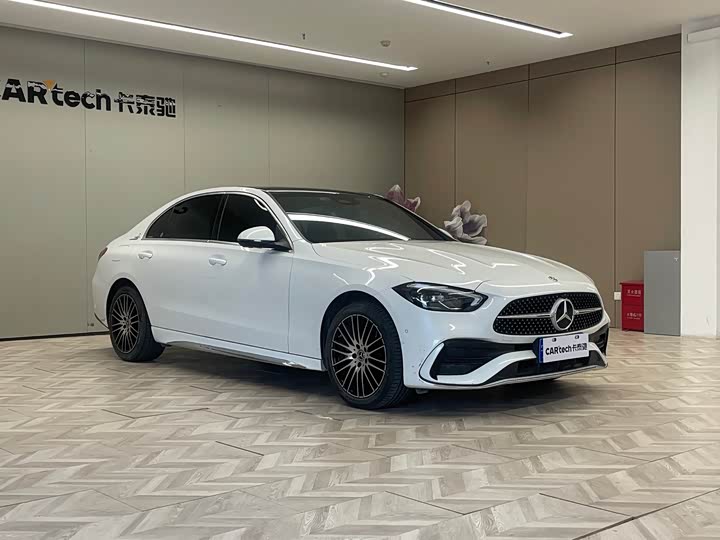 Фото 3 - Mercedes-Benz C-Class