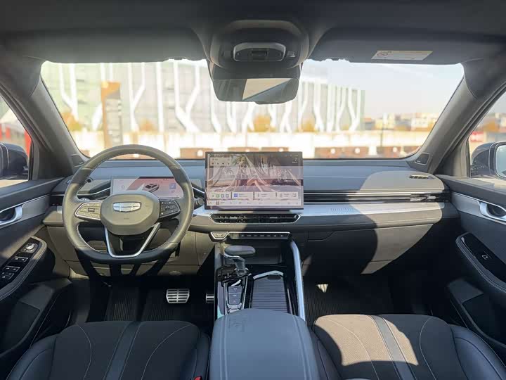 Photo 5 - Geely Preface