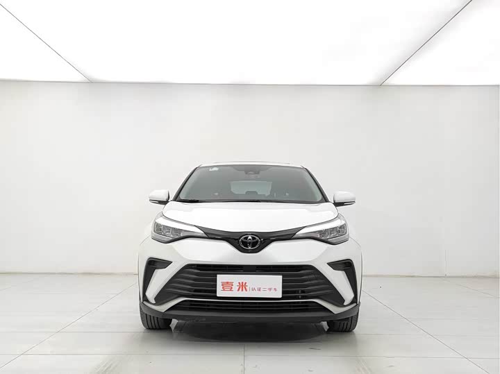 Фото 2 - Toyota Izoa