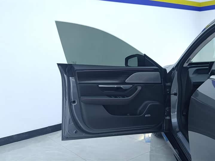 Фото 7 - XPeng P7