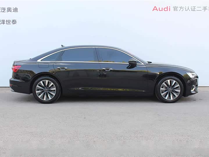 Фото 2 - Audi A6L