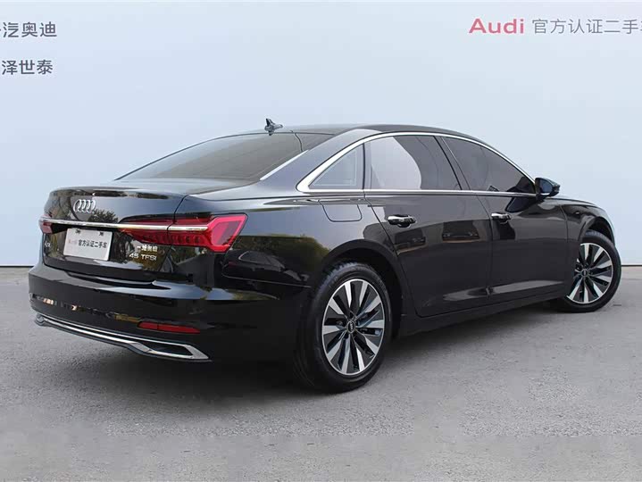 Фото 3 - Audi A6L