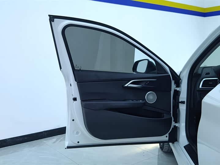 Фото 7 - BMW 1 Series