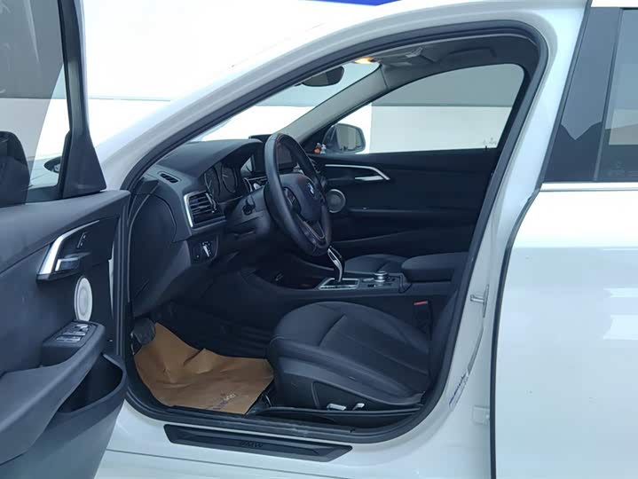 Фото 9 - BMW 1 Series