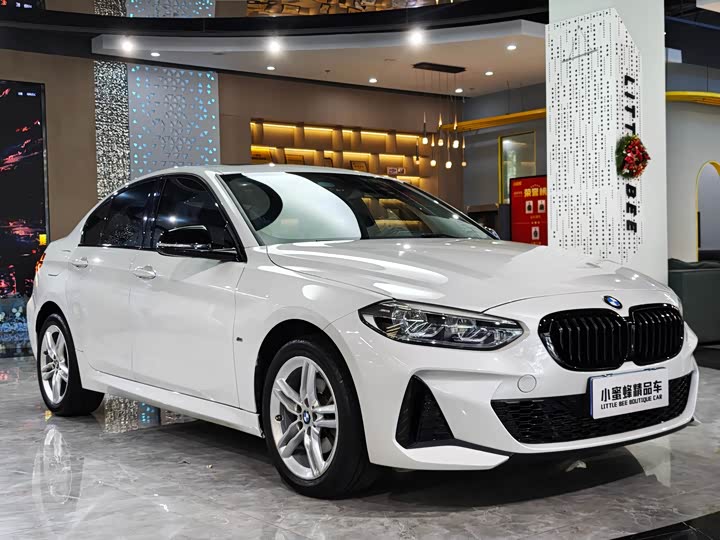 Фото 3 - BMW 1 Series