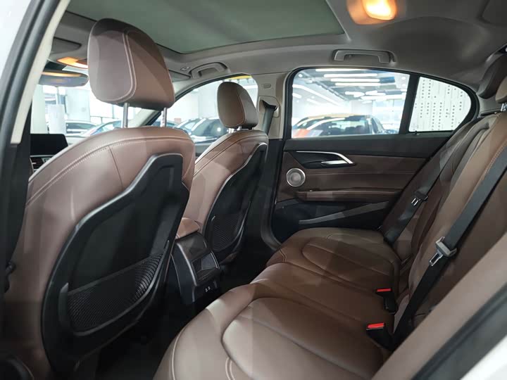 Фото 6 - BMW 1 Series