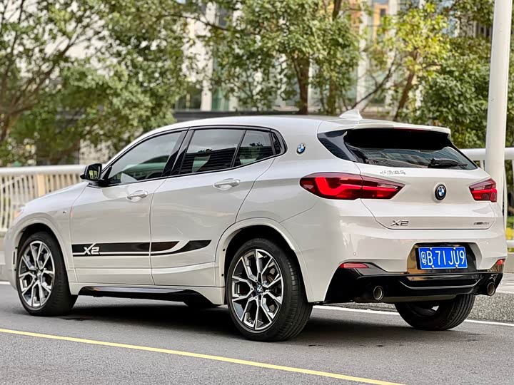 Фото 3 - BMW X2