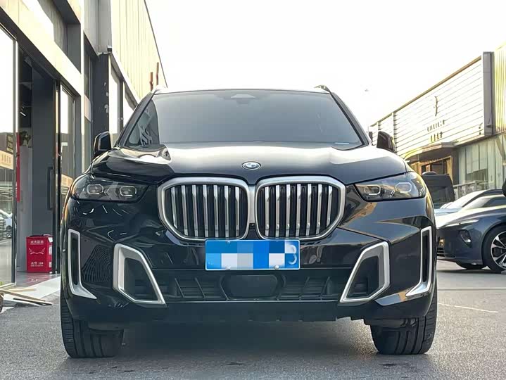 Фото 2 - BMW X5