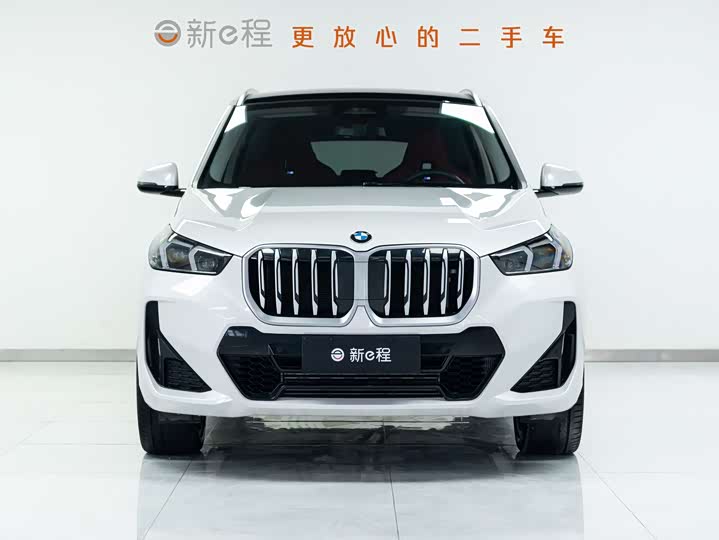 Фото 2 - BMW X1