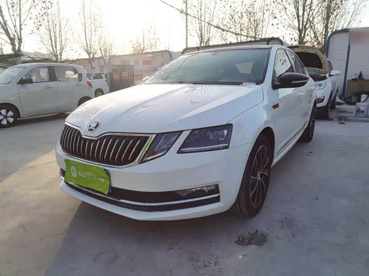 Фото 2 - Skoda Octavia Pro