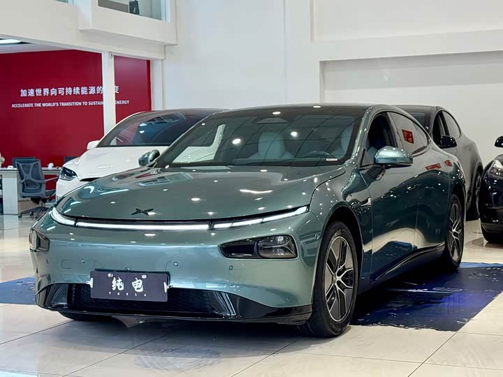 Фото 1 - XPeng P7