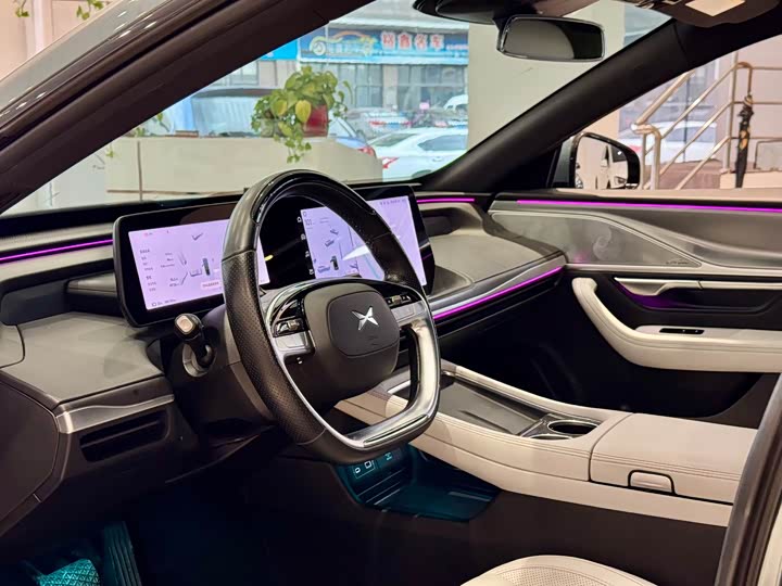 Фото 5 - XPeng P7