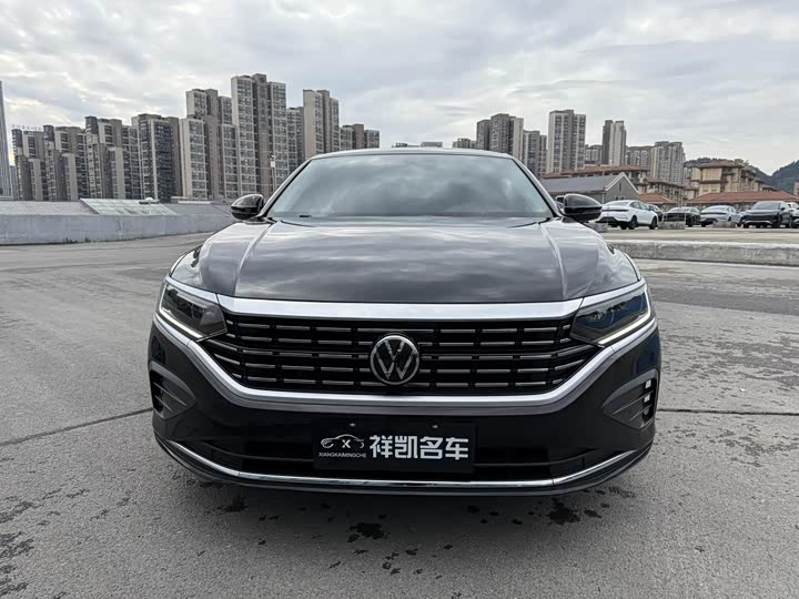 Фото 2 - Volkswagen Passat