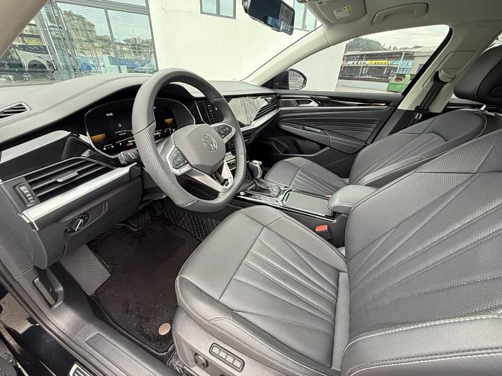 Фото 4 - Volkswagen Passat