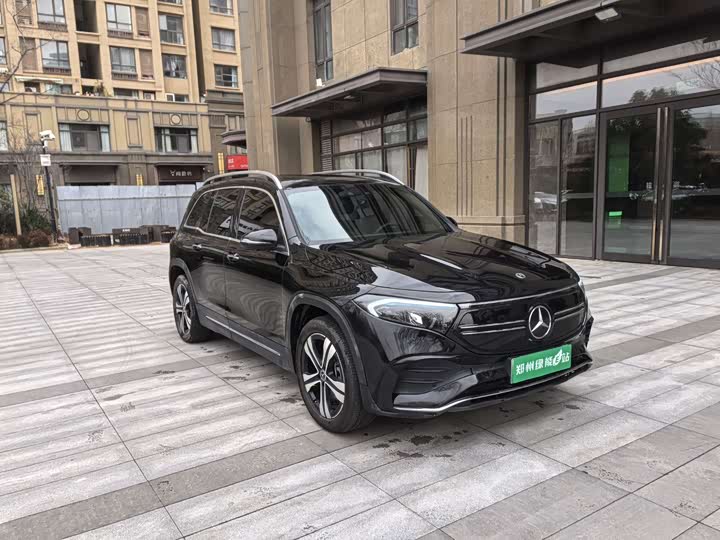 Фото 3 - Mercedes-Benz EQB