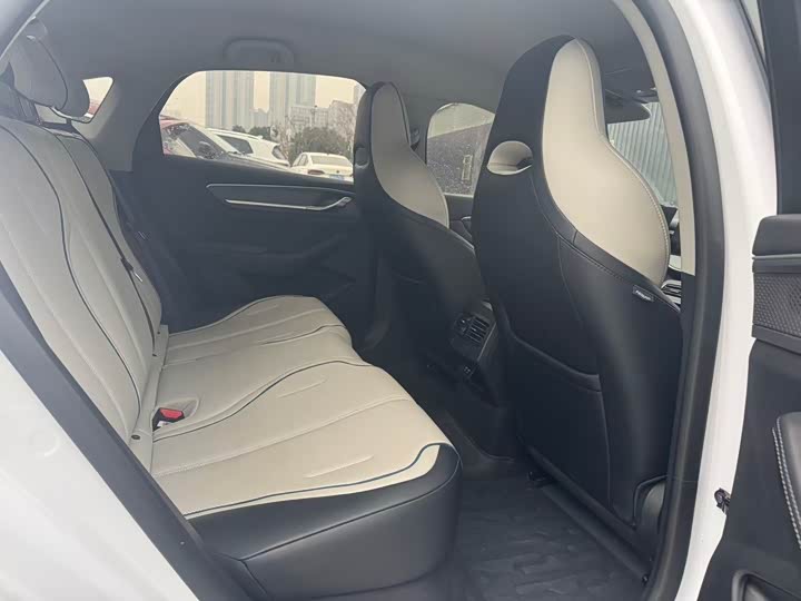 Фото 9 - BYD Destroyer 05