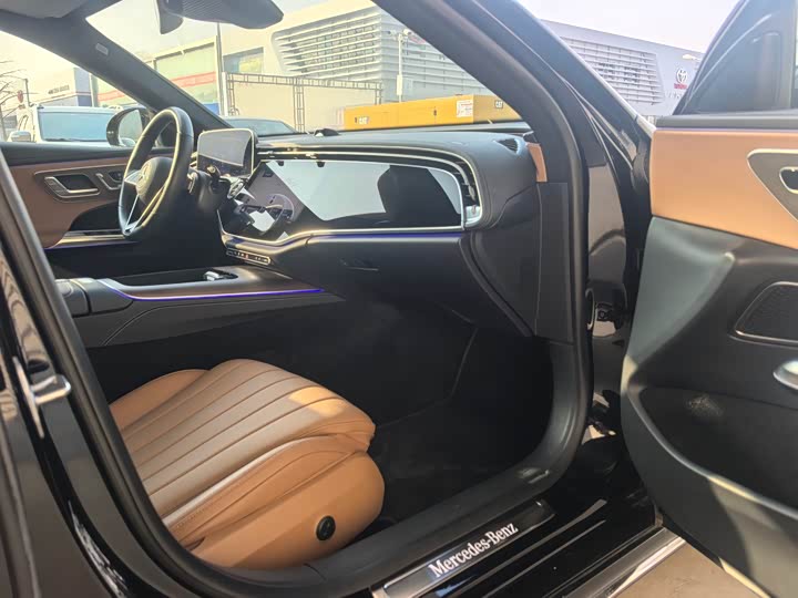 Фото 3 - Mercedes-Benz E-Class Hybrid