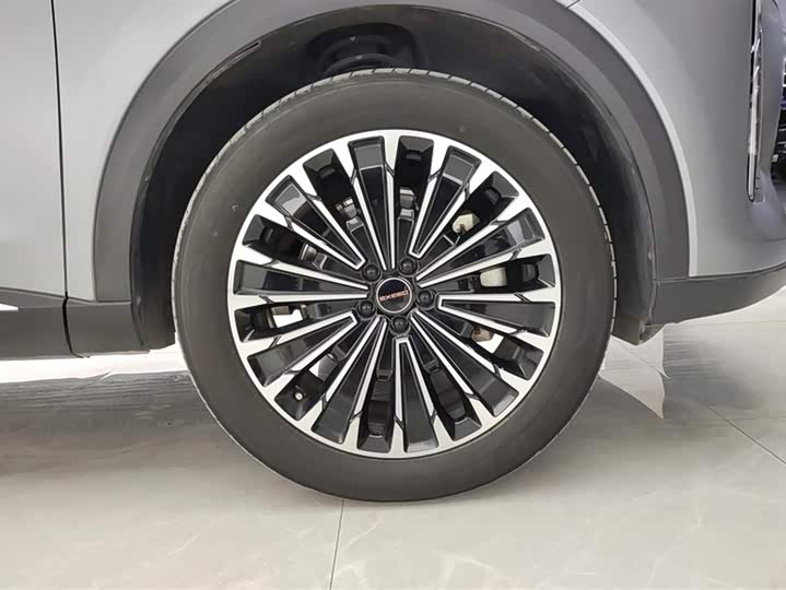 Фото 6 - Exeed RX C-DM Hybrid