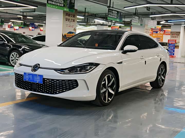 Фото 1 - Volkswagen Lamando L