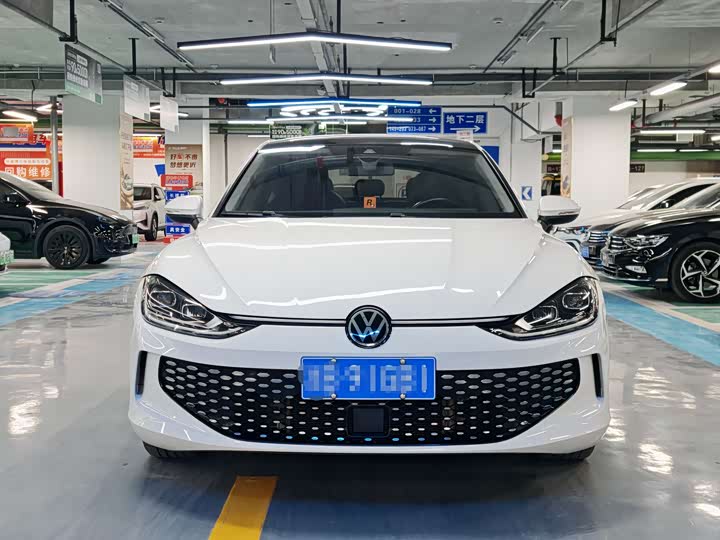 Фото 2 - Volkswagen Lamando L