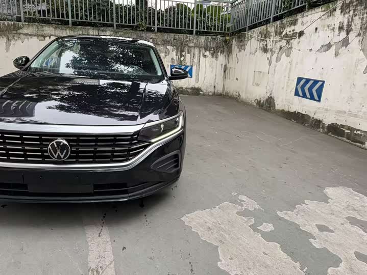 Фото 4 - Volkswagen Passat