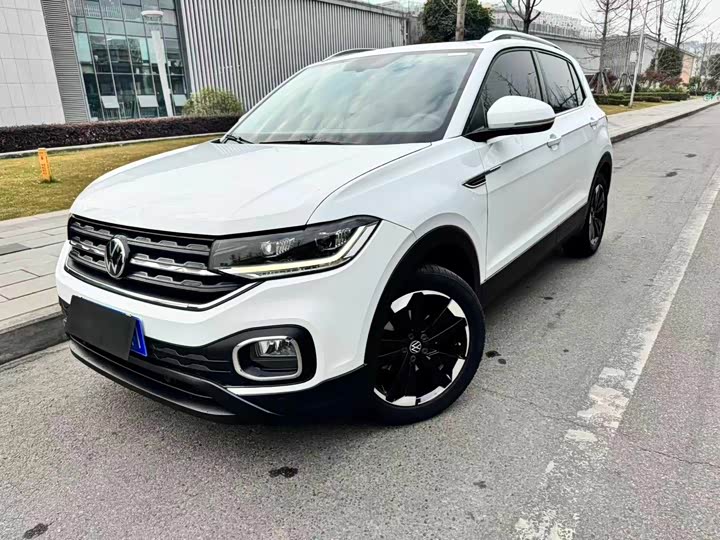 Фото 1 - Volkswagen Tacqua