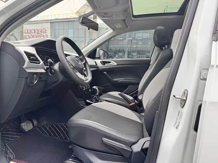 Фото 3 - Volkswagen Tacqua