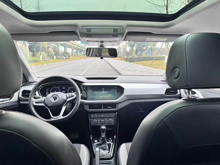 Фото 4 - Volkswagen Tacqua