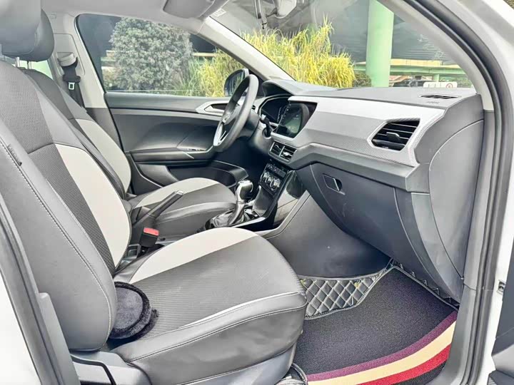 Фото 5 - Volkswagen Tacqua