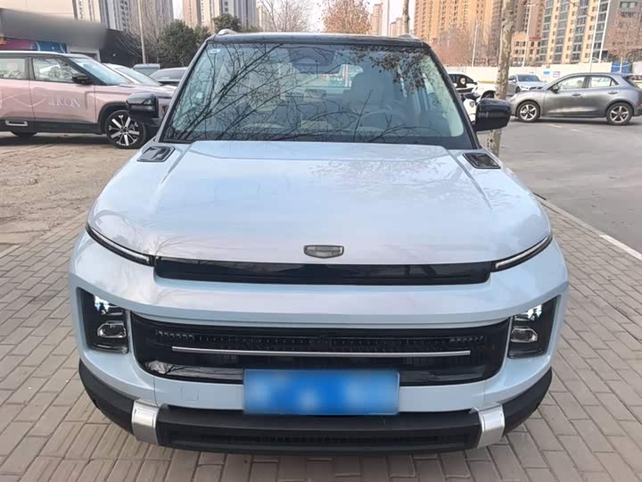 Фото 3 - Geely Icon