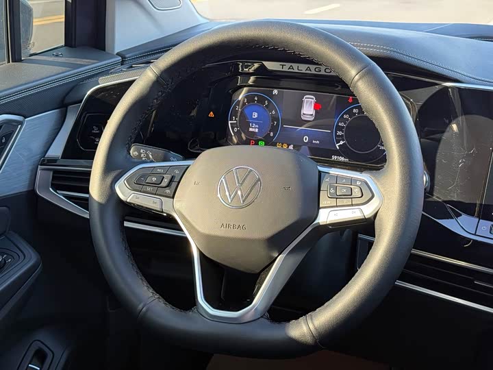 Фото 8 - Volkswagen Talagon