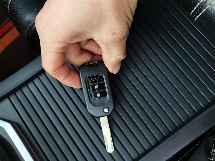 Фото 9 - Honda Breeze