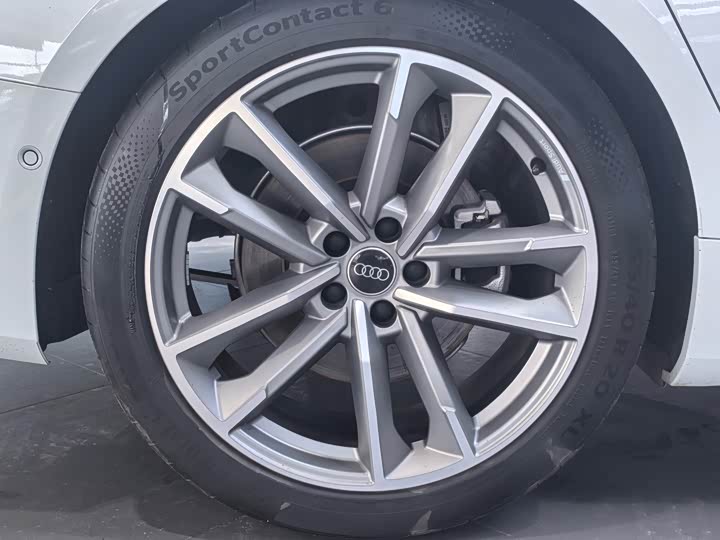 Фото 3 - Audi A7