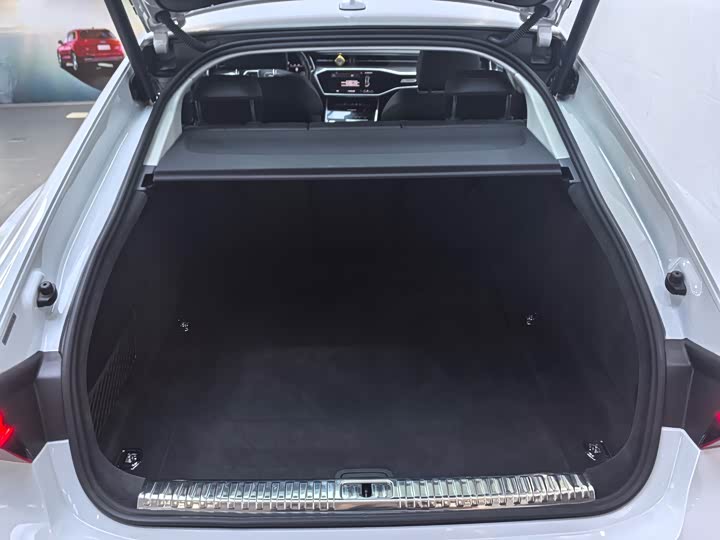 Фото 6 - Audi A7