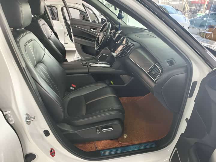 Фото 5 - Honda UR-V