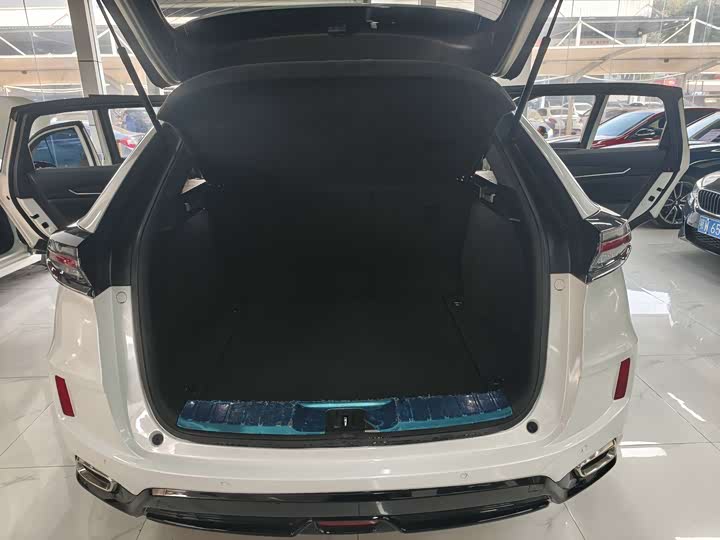 Фото 9 - Honda UR-V