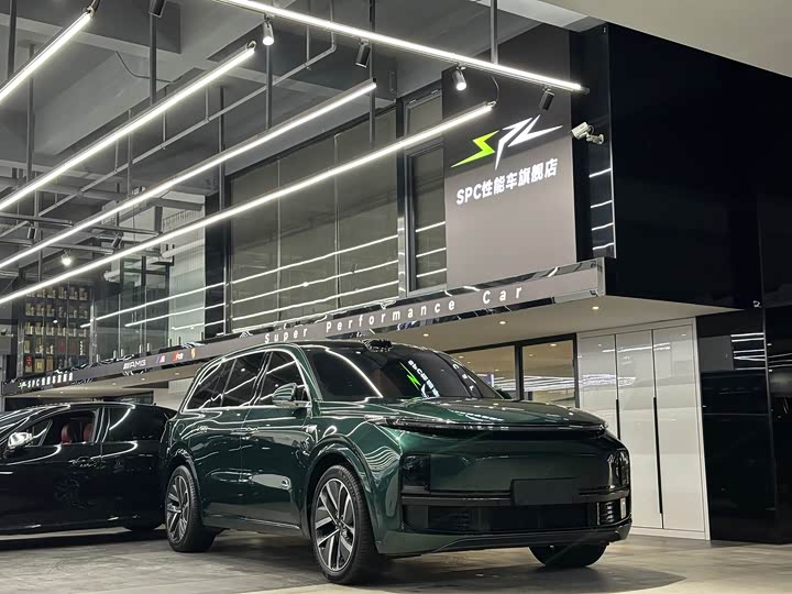 Фото 1 - LiXiang L9