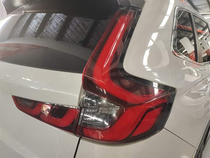 Фото 8 - Honda CR-V