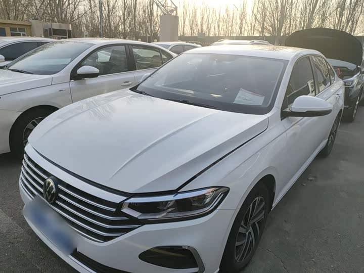 Фото 2 - Volkswagen Lavida