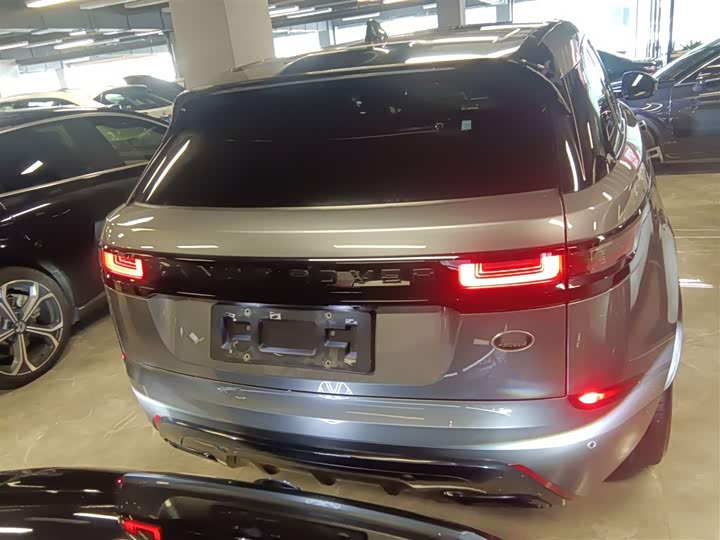 Фото 6 - Land Rover Range Rover Velar