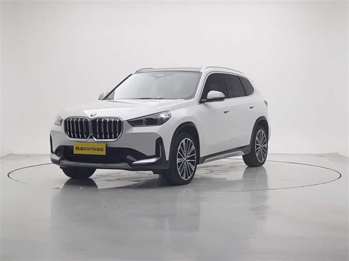 Фото 1 - BMW X1
