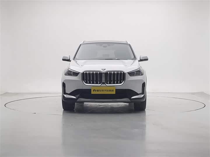 Фото 3 - BMW X1