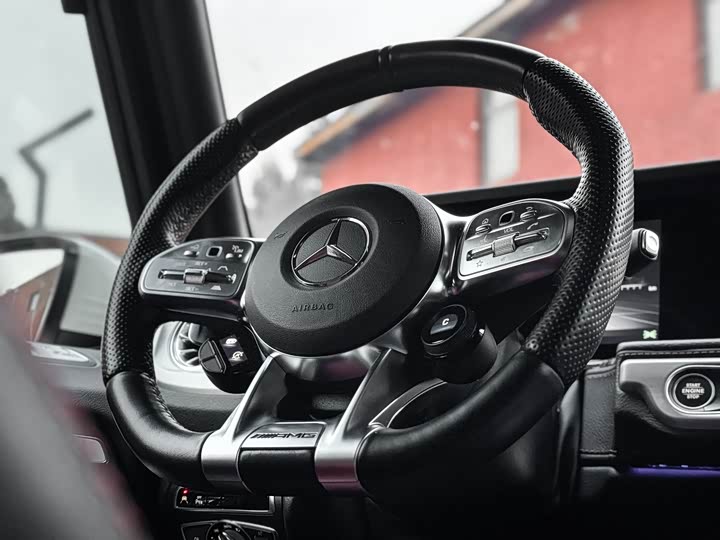 Фото 6 - Mercedes-Benz G-Class AMG