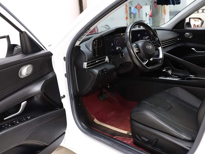 Фото 9 - Hyundai Elantra N line