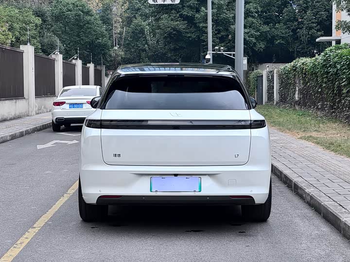 Фото 7 - LiXiang L7