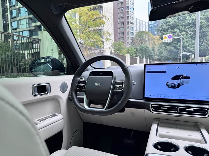 Фото 9 - LiXiang L7