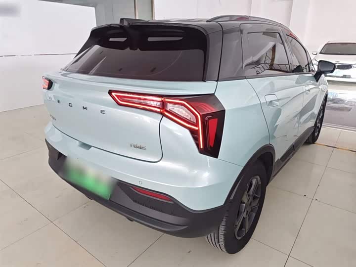 Фото 7 - Geely Geometry E Firefly